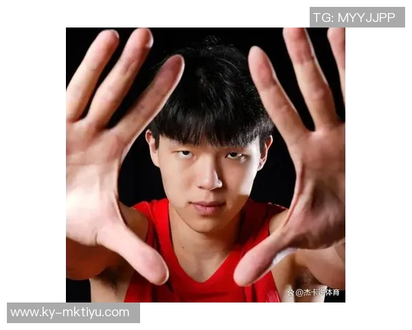 菜鸟观察杨瀚森首秀表现平平状元弗拉格手感不佳探花球员大放异彩砍下34分7篮板